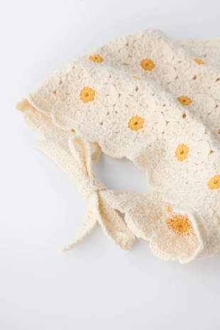 Трикотажная бандана «маргаритки»- Заказать в России