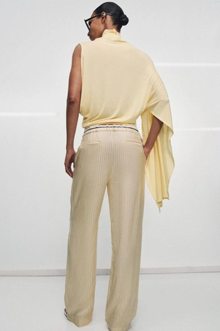 Жаккардовые брюки в пижамном стиле — коллекция Zara «Zw»- Заказать в России