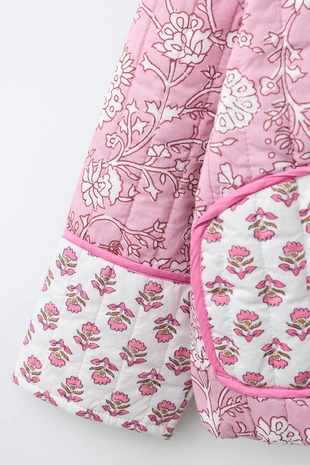 Стеганая куртка с цветочным пэчворком- Заказать в России