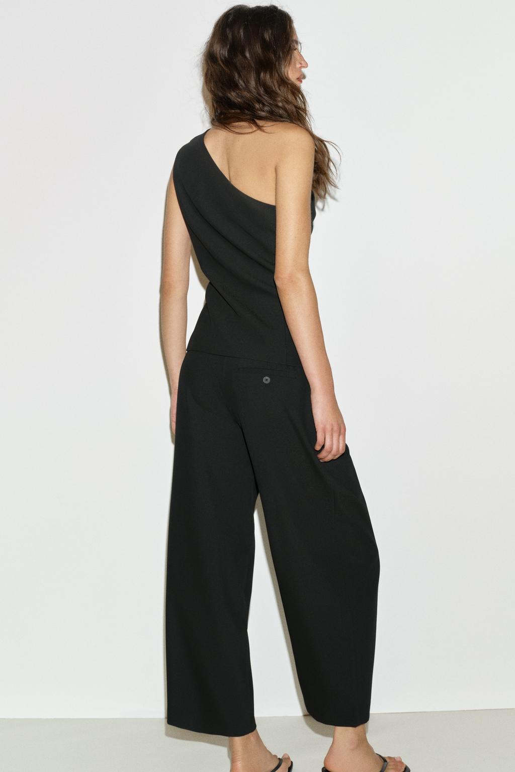 АСИММЕТРИЧНЫЙ ЖИЛЕТ НА ПУГОВИЦАХ