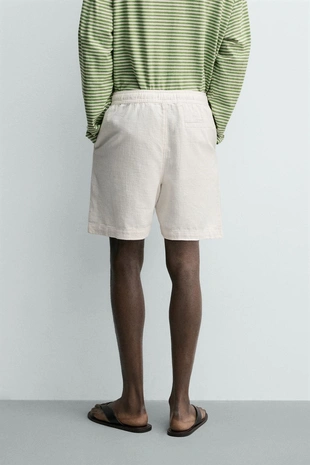 Шорты классического кроя из рельефной ткани
