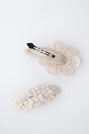 Набор из 2 заколок с цветами крючком- Заказать в России