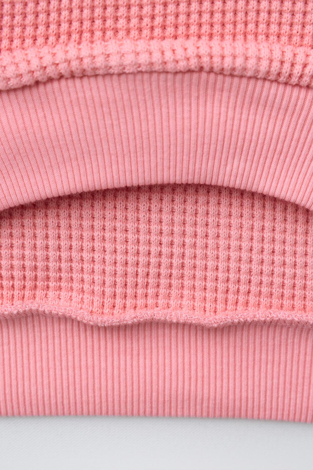 ДЖЕРСИ ВАФЕЛЬНОГО ПЕРЕПЛЕТЕНИЯ С ВЫШИТОЙ НАДПИСЬЮ