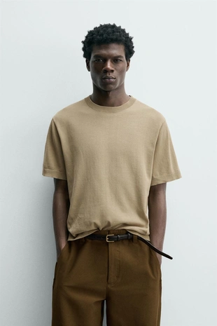 Футболка из легкого хлопкового трикотажа