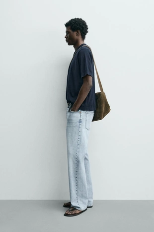 Футболка из легкого хлопкового трикотажа