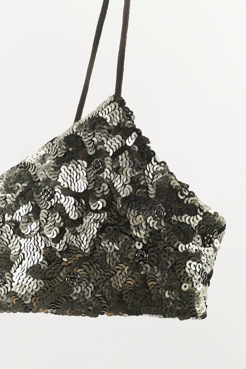 БРАЛЕТТ С ПАЙЕТКАМИ И БИСЕРОМ