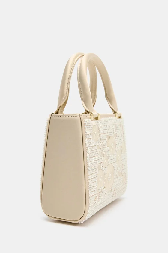 ЖЕСТКАЯ СУМКА С ВЫШИВКОЙ