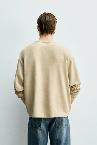 Футболка-поло из рельефной ткани- Заказать в России