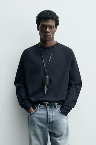 Футболка  с круглым вырезом