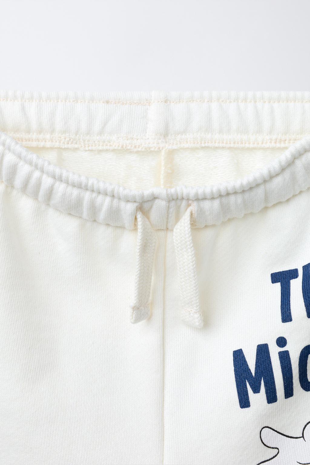 БЕРМУДЫ С ПРИНТОМ «Микки Маус» © Disney