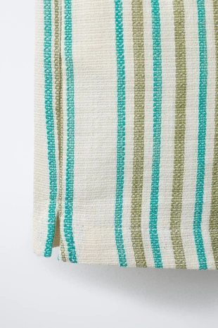 Бермуды в полоску с текстурой- Заказать в России