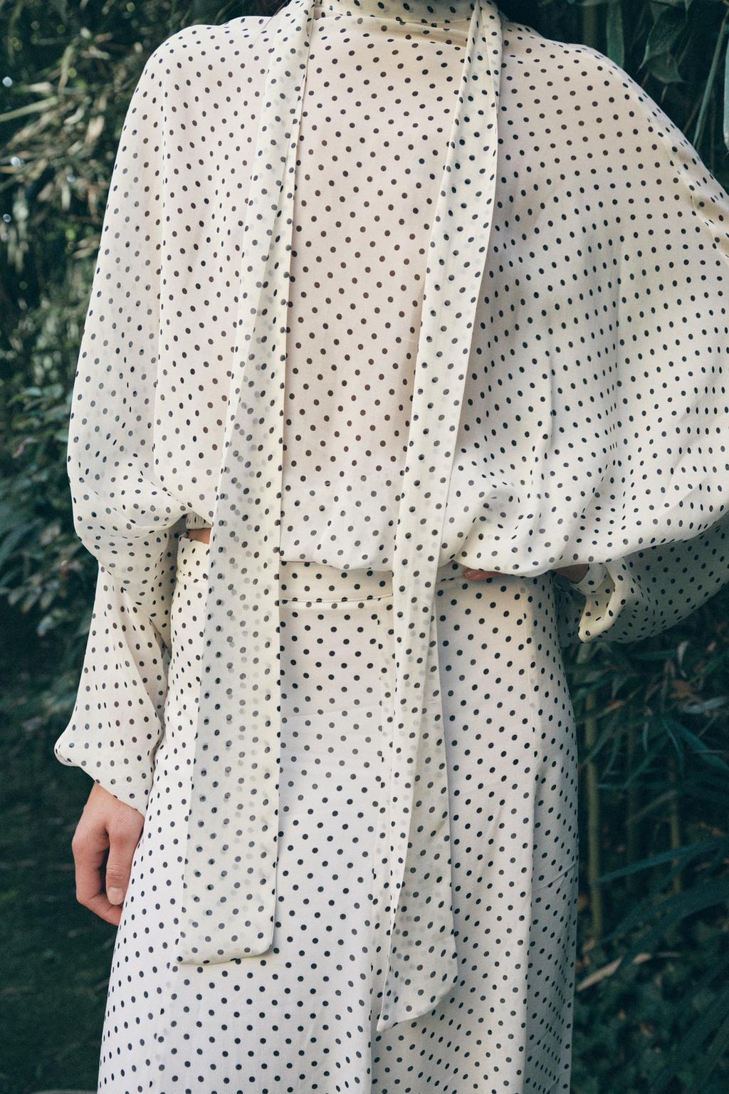 БЛУЗА В ГОРОШЕК — коллекция Zara «ZW»