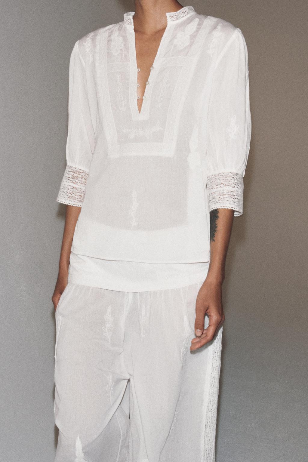 БЛУЗА С ВЫШИВКОЙ — коллекция Zara «ZW»