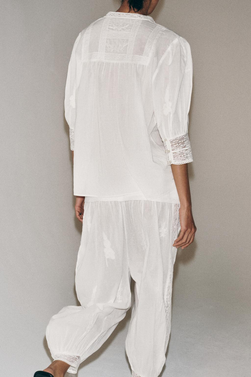 БЛУЗА С ВЫШИВКОЙ — коллекция Zara «ZW»