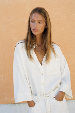 Рубашка оверсайз с широкими рукавами- Заказать в России