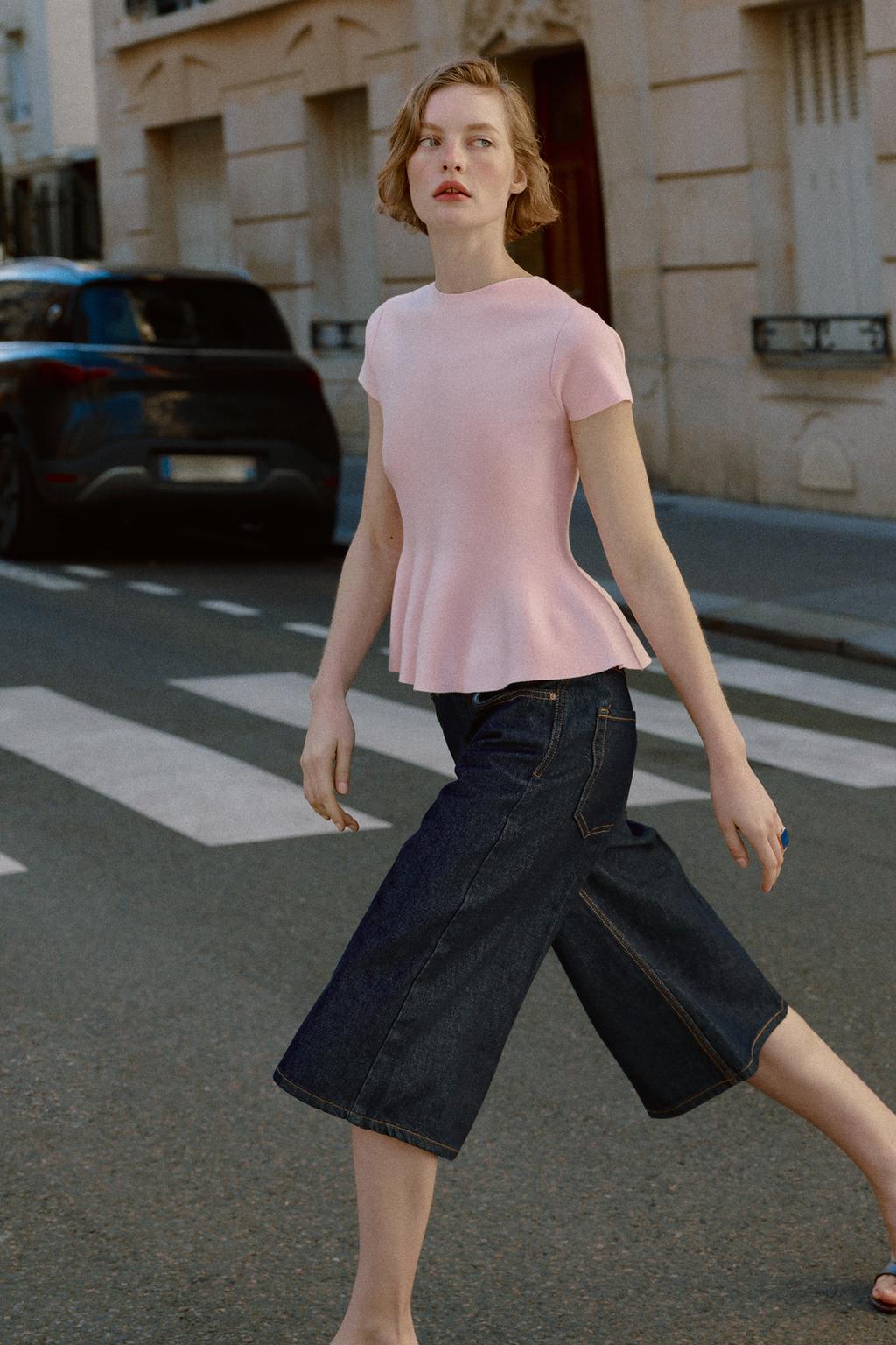 ТРИКОТАЖНЫЙ ТОП С БАСКОЙ