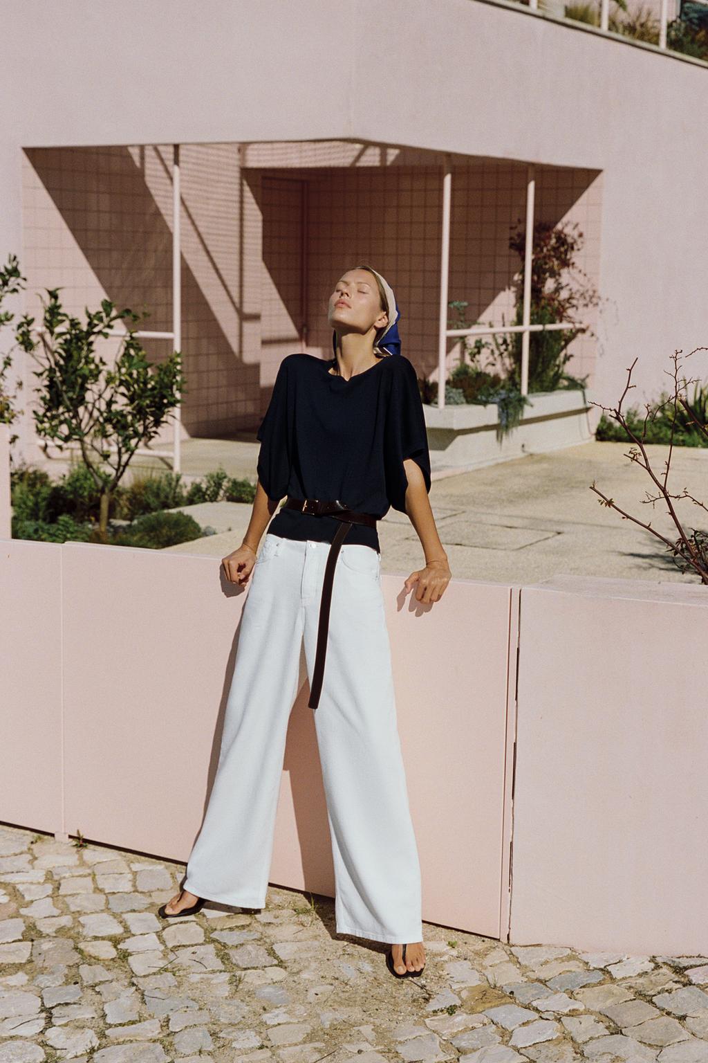 ТРИКОТАЖНЫЙ ТОП С ШИРОКИМИ РУКАВАМИ