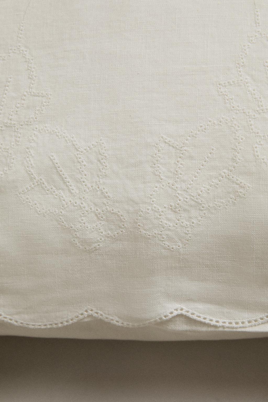 Наволочка из мятого льна