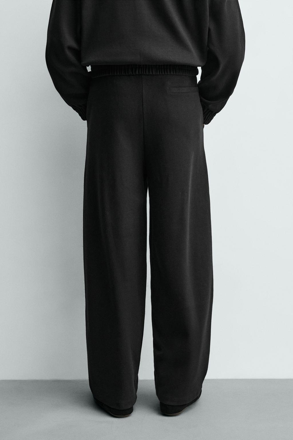 БРЮКИ-ДЖОГГЕРЫ свободного кроя СО СКЛАДКАМИ