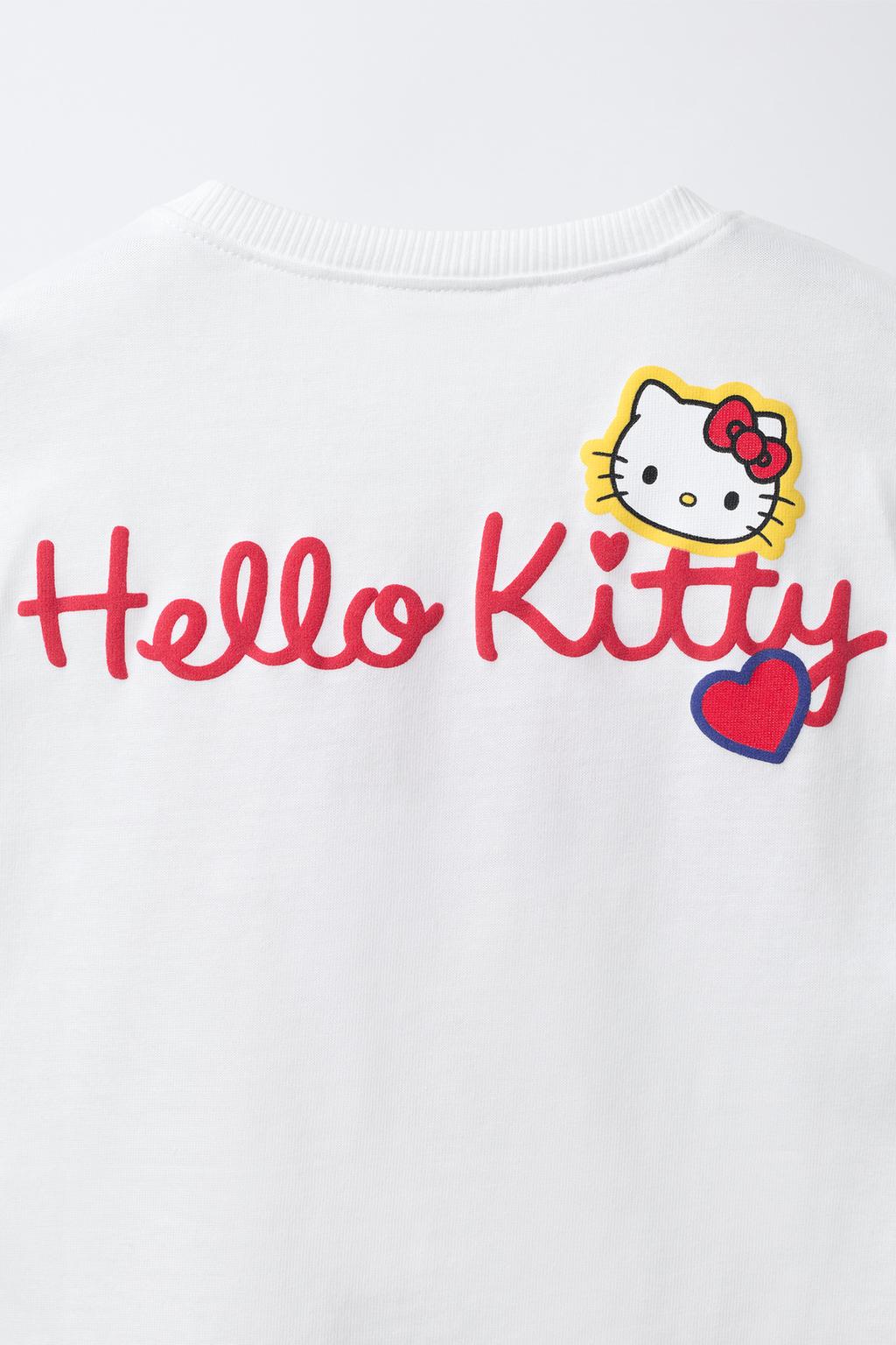 ФУТБОЛКА С СЕРДЦЕМ ВИШИ HELLO KITTY ©