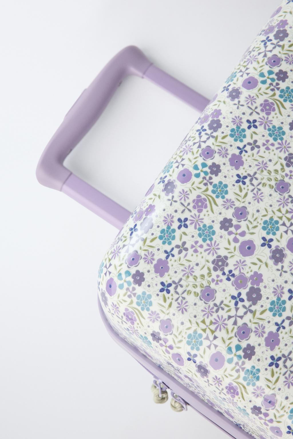 ЧЕМОДАН С ЦВЕТОЧНЫМ ПРИНТОМ