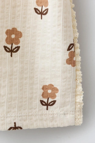 Футболка с принтом и кружевом- Заказать в России