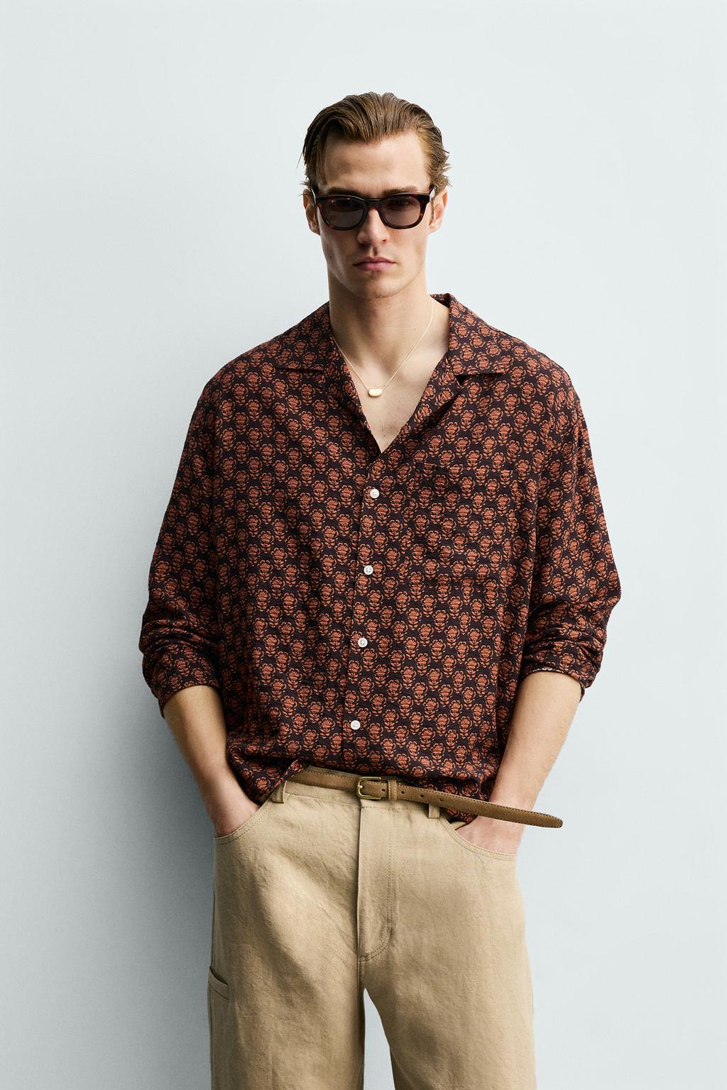 РУБАШКА СВОБОДНОГО КРОЯ С ГЕОМЕТРИЧЕСКИМ ПРИНТОМ