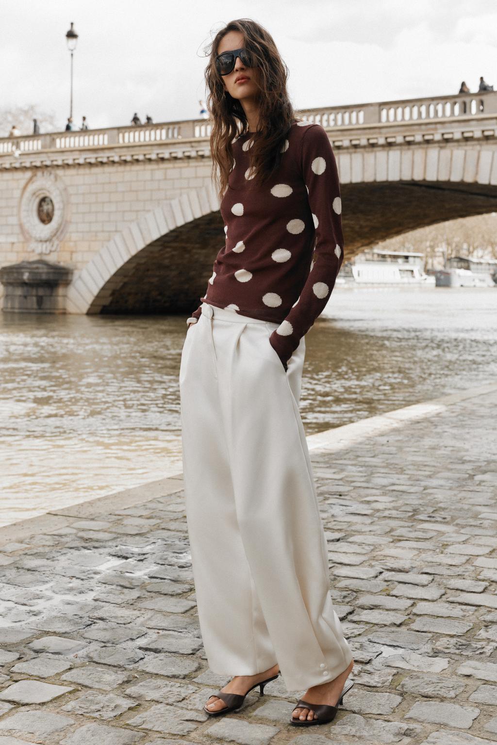 ТРИКОТАЖНЫЙ ТОП В ГОРОШЕК