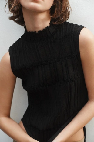 Трикотажный топ со сборками- Заказать в России