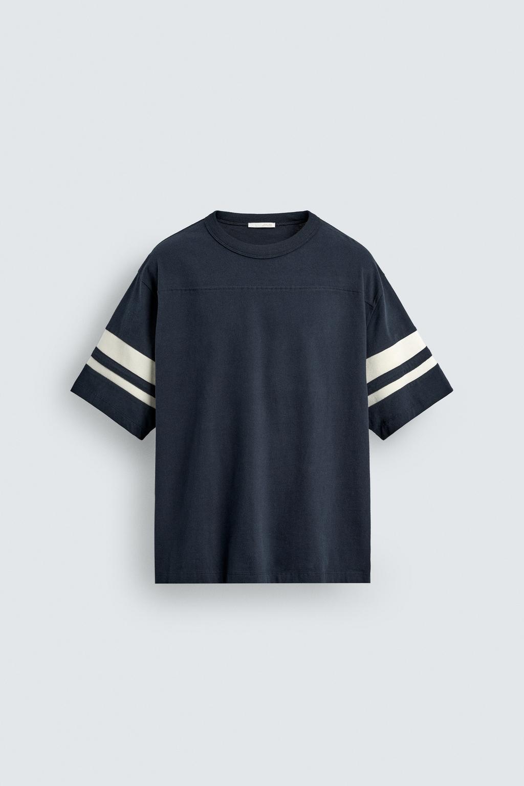 ФУТБОЛКА  С КОНТРАСТНЫМИ ПОЛОСАМИ