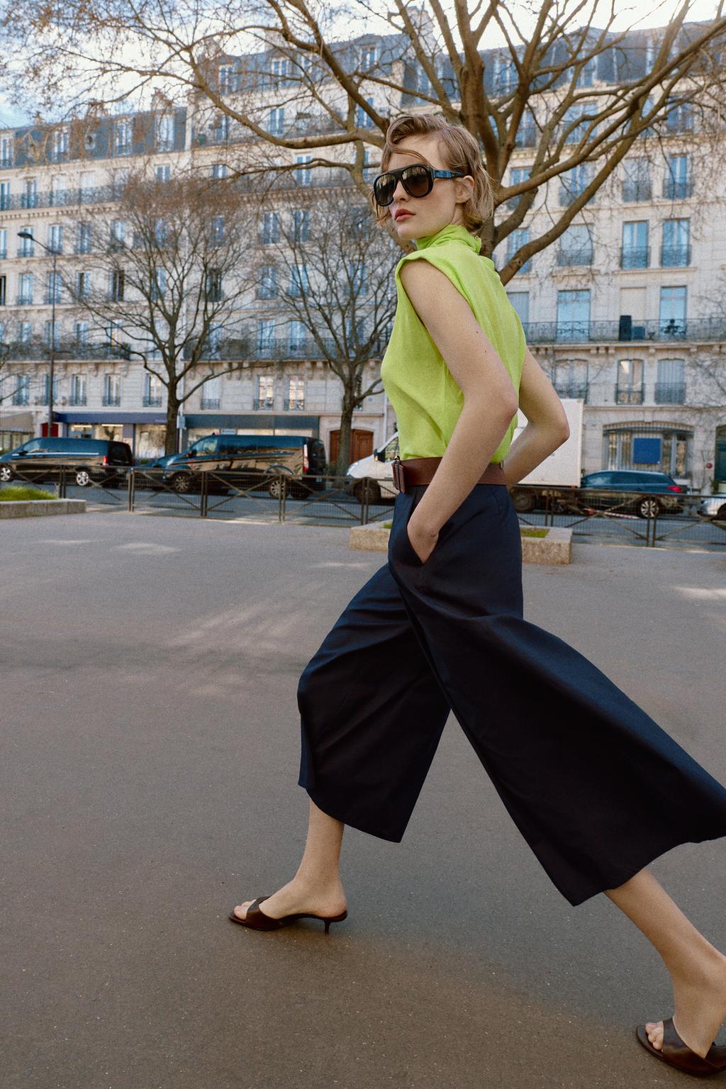 БРЮКИ-КЮЛОТЫ С РЕМНЕМ