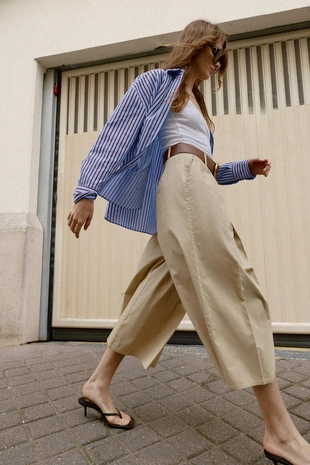 Брюки-кюлоты с ремнем- Заказать в России