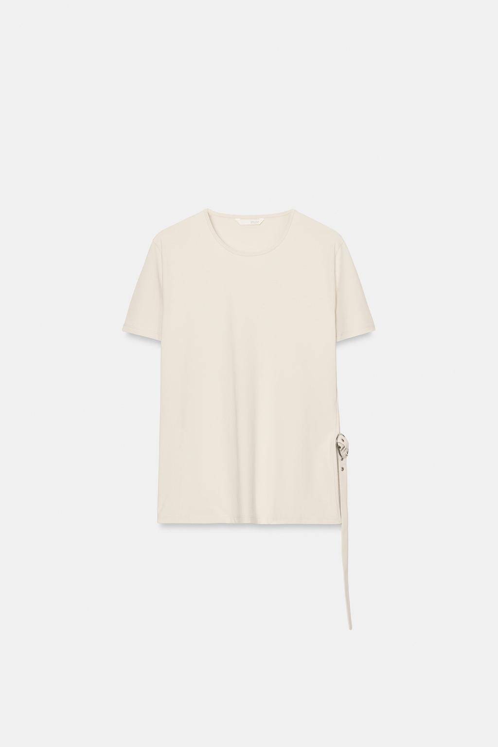 ФУТБОЛКА С ОТКРЫТОЙ ПРЯЖКОЙ