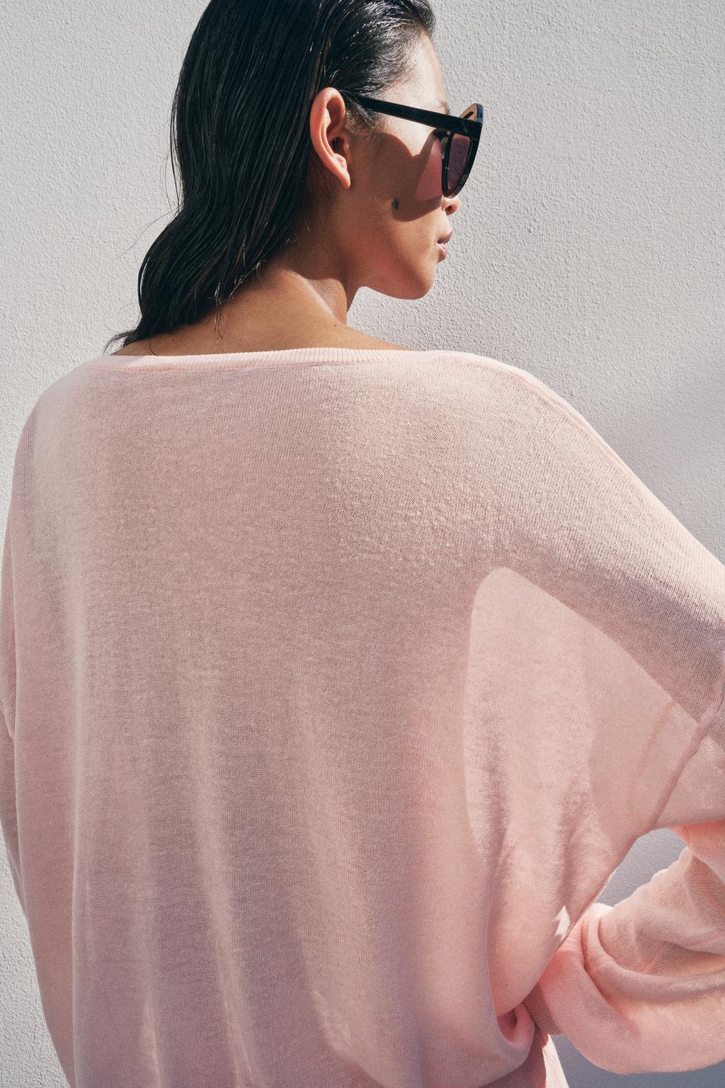 ДЖЕМПЕР ТОНКОЙ ВЯЗКИ С V-ОБРАЗНЫМ ВЫРЕЗОМ