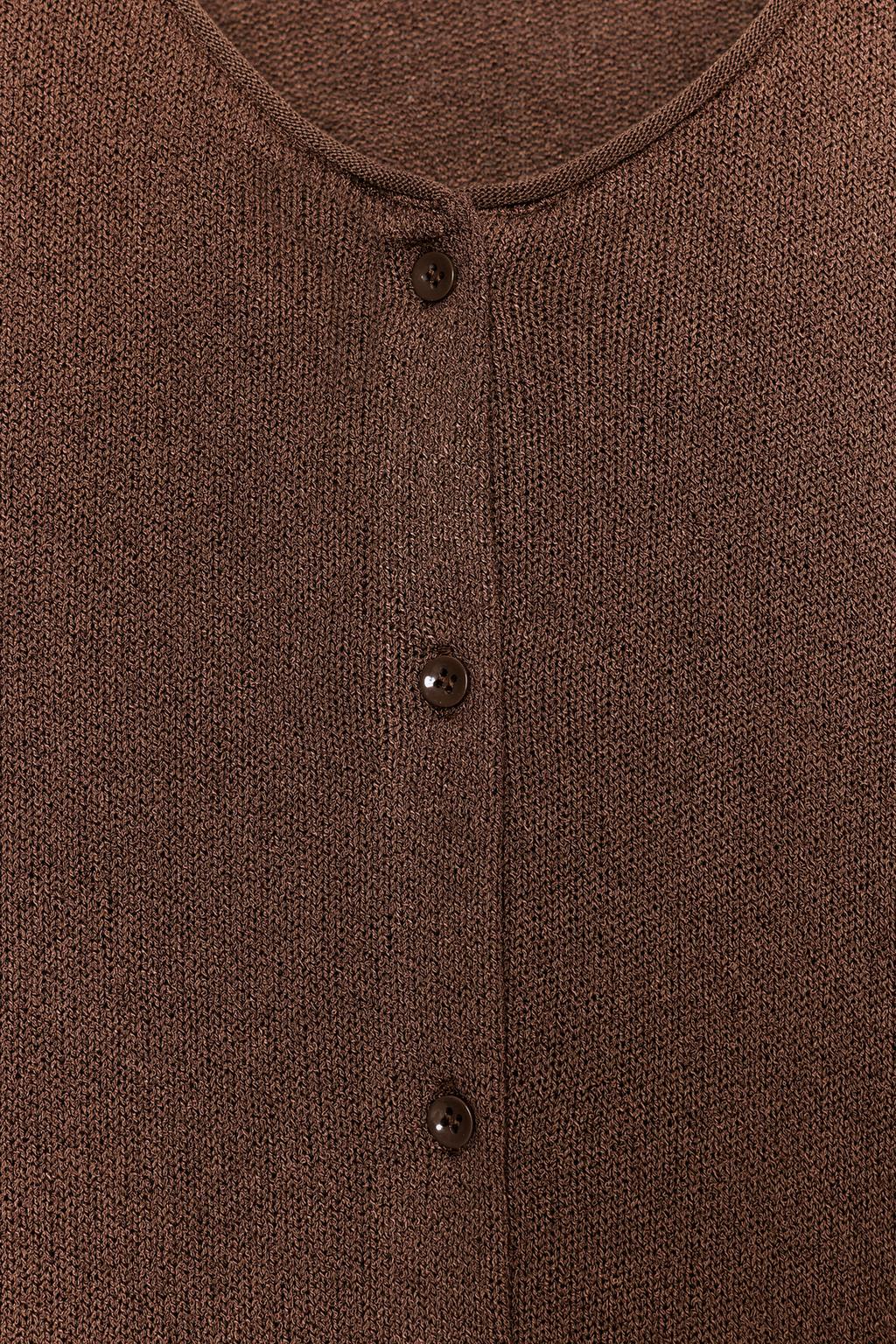 КУРТКА С ДЛИННЫМИ РУКАВАМИ НА ПУГОВИЦАХ