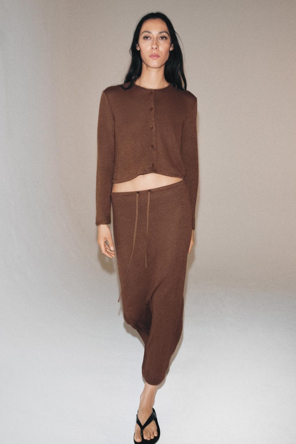 КУРТКА С ДЛИННЫМИ РУКАВАМИ НА ПУГОВИЦАХ