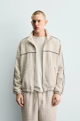 Куртка  с контрастной отделкой- Заказать в России