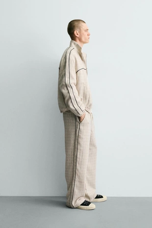 Куртка  с контрастной отделкой- Заказать в России