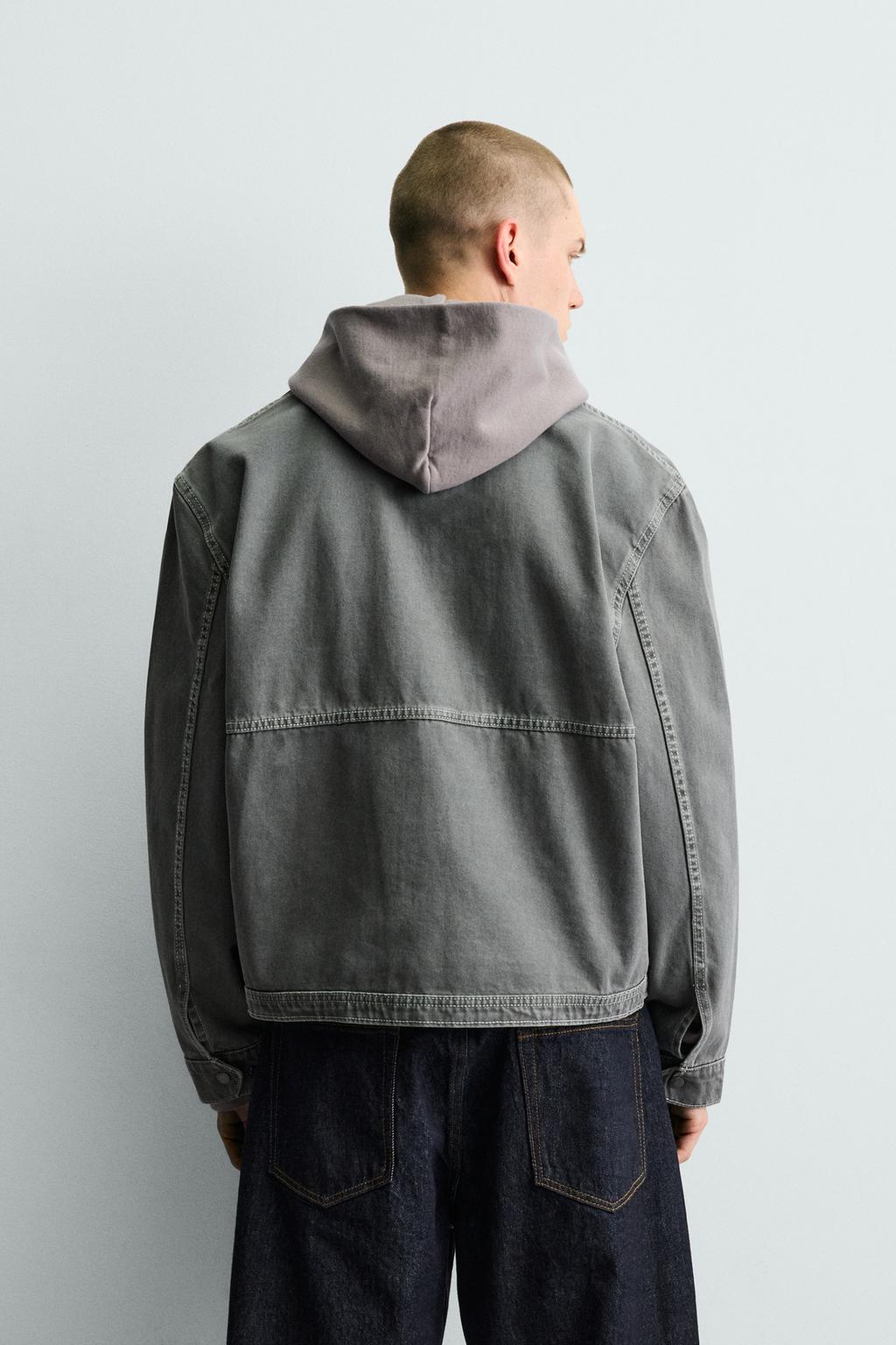 КУРТКА  С КОНТРАСТНОЙ ОТСТРОЧКОЙ