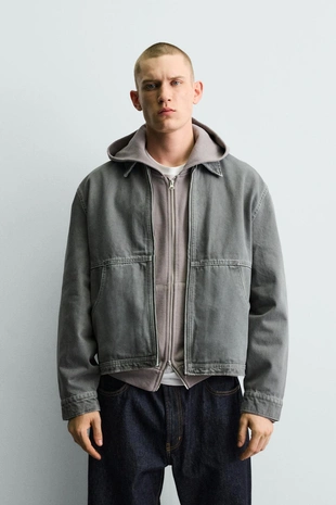 Куртка  с контрастной отстрочкой