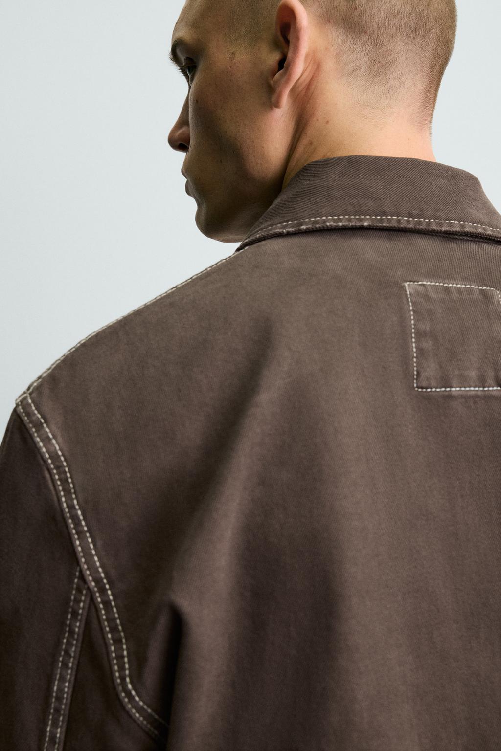 КУРТКА  С КОНТРАСТНОЙ ОТСТРОЧКОЙ