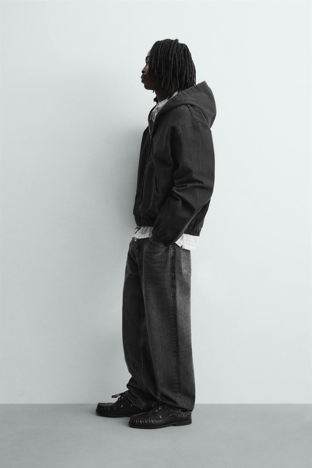 КУРТКА ИЗ ТКАНИ С ЭФФЕКТОМ ПОТЕРТОСТИ С КАПЮШОНОМ