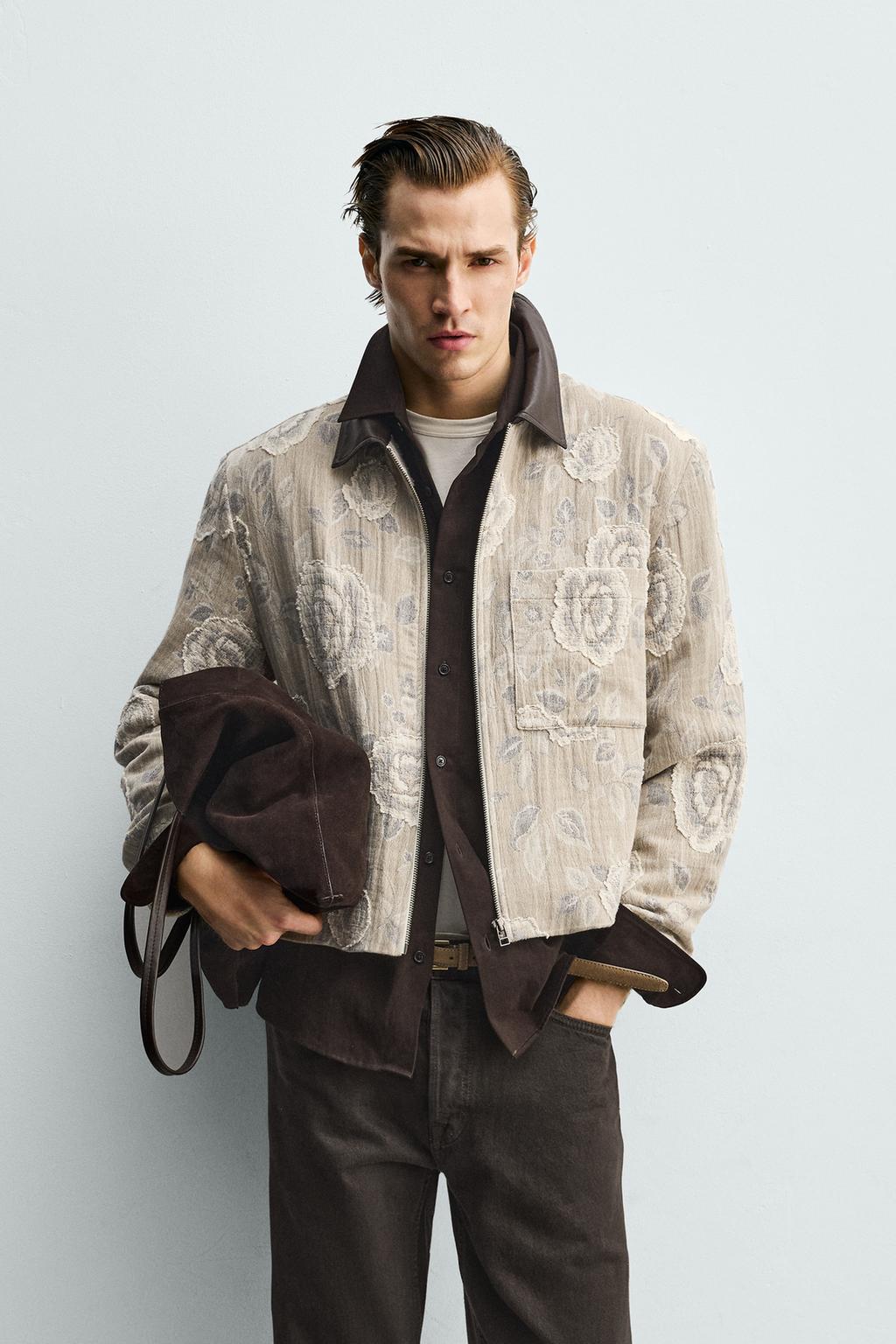 ЖАККАРДОВАЯ КУРТКА С НЕРАВНОМЕРНЫМ ЦВЕТОЧНЫМ УЗОРОМ