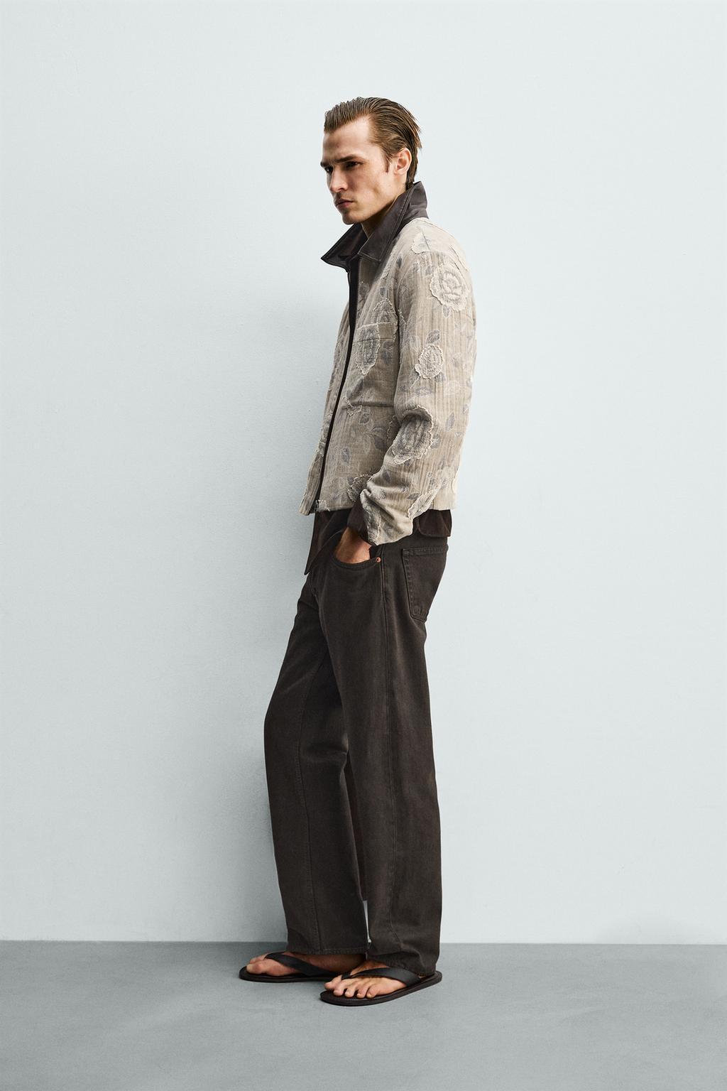 ЖАККАРДОВАЯ КУРТКА С НЕРАВНОМЕРНЫМ ЦВЕТОЧНЫМ УЗОРОМ