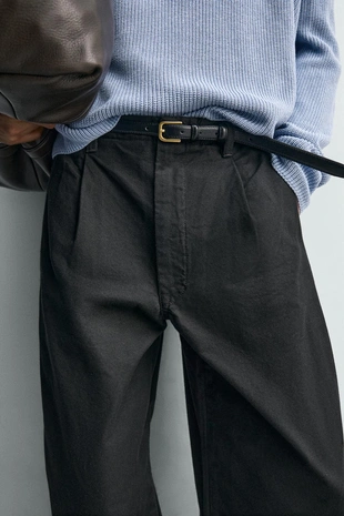 Брюки свободного кроя со складками- Заказать в России