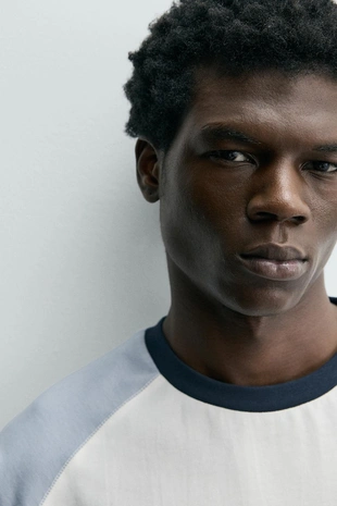 Футболка с цветными блоками- Заказать в России