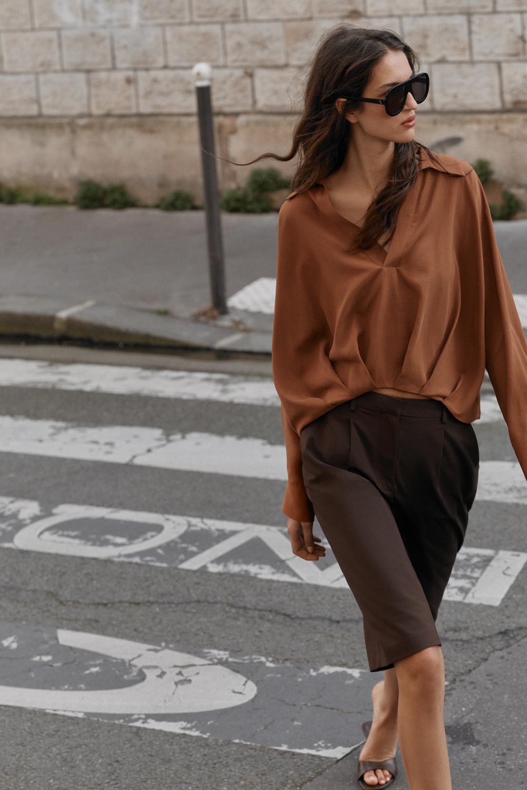 РУБАШКА С ОБЪЕМНЫМ НИЗОМ