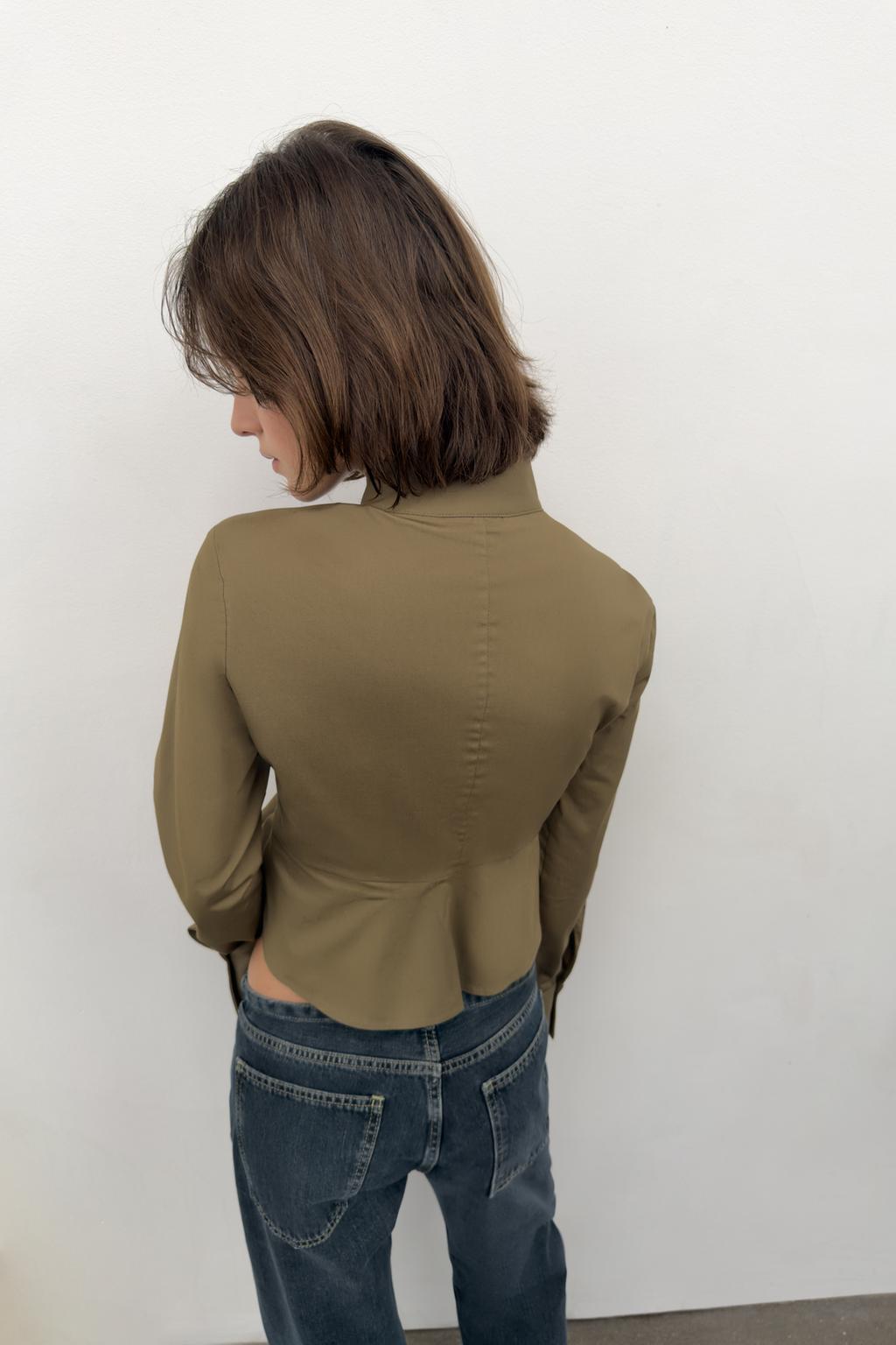 РУБАШКА ИЗ ПОПЛИНА НА ПУГОВИЦАХ