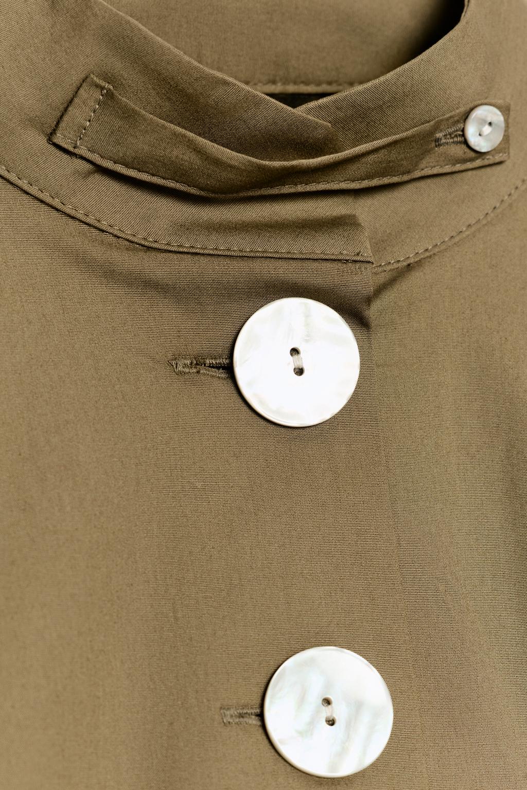 РУБАШКА ИЗ ПОПЛИНА НА ПУГОВИЦАХ