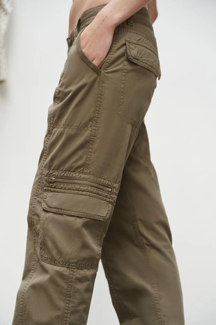 Брюки карго с множеством карманов- Заказать в России